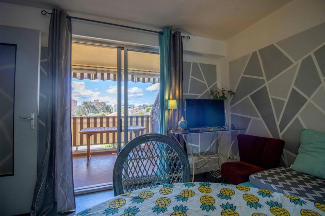 Cosy 35 M2 With Balcony In A Quiet Residence Fréjus المظهر الخارجي الصورة